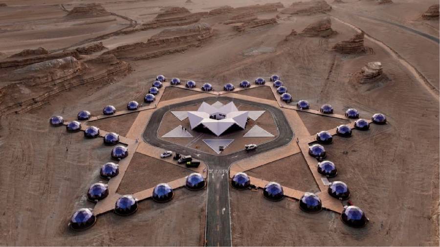 火星移民预演场——模拟外星环境的极端生存训练淇县户外野奢帐篷实验项目